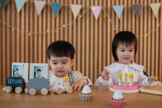 Plan Toys 5734 Celebration Train 5 Plan Toys 5734 Celebration Train - Image 3