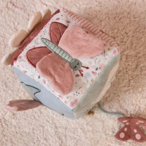 Little Dutch Activity Cube Flowers & Butterflies 4 Little Dutch Activity Cube Flowers & Butterflies - Image 2